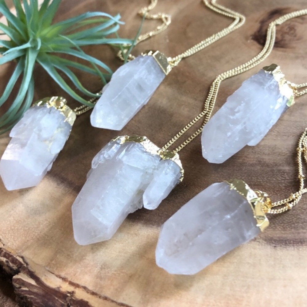 ❗️LAST❗️Raw Crystal Pendant Necklace - Picture 6 of 7